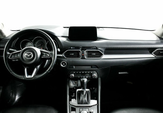 Подержанный автомобиль Mazda CX-5 2021 года (9 фото)