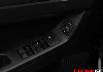 Подержанный автомобиль Mitsubishi Lancer Hatchback 2008 года (14 фото)