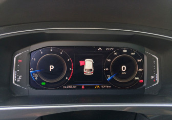 Подержанный автомобиль Volkswagen Tiguan 2019 года (18 фото)