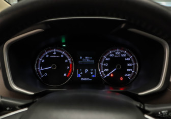 Подержанный автомобиль Mitsubishi Xpander 2022 года (16 фото)