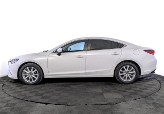 Подержанный автомобиль Mazda 6 Sedan 2018 года (8 фото)