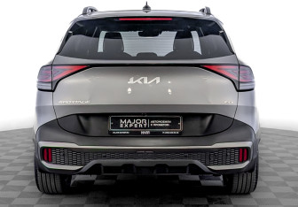Подержанный автомобиль Kia Sportage 2023 года (6 фото)