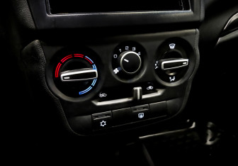 Подержанный автомобиль LADA (ВАЗ) Granta Sedan 2024 года (15 фото)