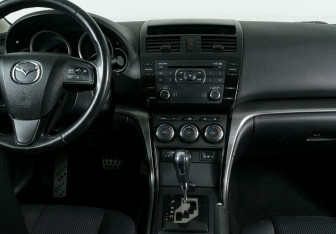 Подержанный автомобиль Mazda 6 Sedan 2012 года (7 фото)