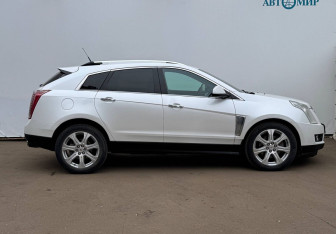 Подержанный автомобиль Cadillac SRX 2014 года (4 фото)