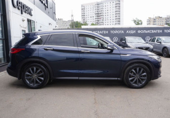 Подержанный автомобиль Infiniti QX50 2019 года (4 фото)