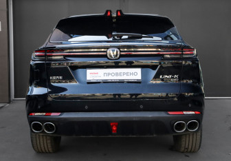 Подержанный автомобиль Changan UNI-K 2023 года (6 фото)