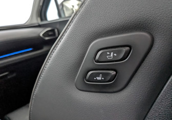 Подержанный автомобиль Hyundai Santa Fe 2021 года (30 фото)