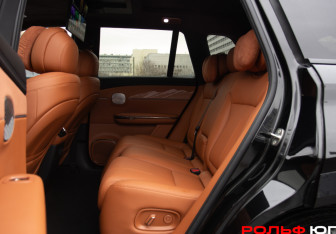 Подержанный автомобиль GAC M8 2026 года (8 фото)