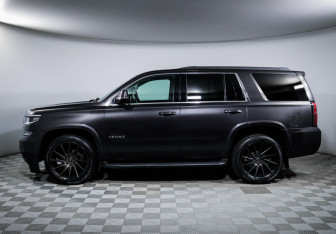 Подержанный автомобиль Chevrolet Tahoe 2016 года (8 фото)