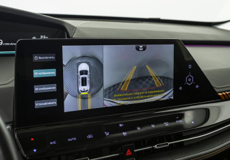 Подержанный автомобиль Changan UNI-K 2023 года (15 фото)