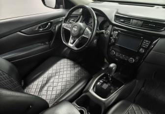 Подержанный автомобиль Nissan X-Trail 2020 года (11 фото)