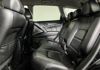 Подержанный автомобиль Nissan Murano Suv 2012 года (10 фото)