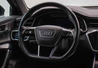 Подержанный автомобиль Audi A6 Sedan 2018 года (15 фото)