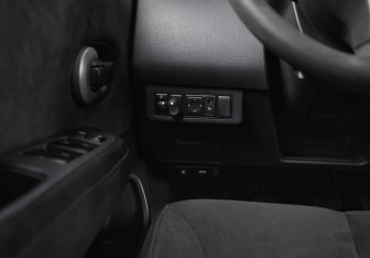 Подержанный автомобиль Nissan Tiida Hatchback 2007 года (10 фото)