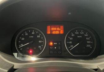 Подержанный автомобиль Nissan Almera Sedan 2016 года (14 фото)