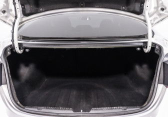 Подержанный автомобиль Hyundai Elantra Sedan 2014 года (10 фото)