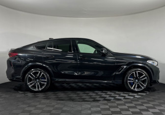 Подержанный автомобиль BMW X6 M 2020 года (6 фото)