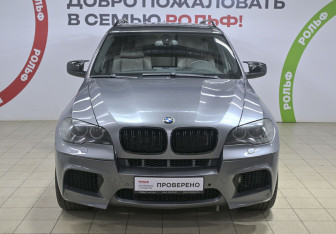 Подержанный автомобиль BMW X5 2009 года (2 фото)