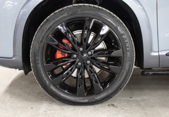 Подержанный автомобиль Geely Tugella 2022 года (32 фото)