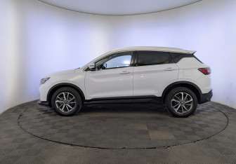 Подержанный автомобиль Geely Coolray 2023 года (8 фото)
