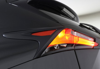 Подержанный автомобиль Lexus NX 2017 года (22 фото)