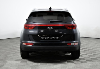 Подержанный автомобиль Kia Sportage 2016 года (6 фото)