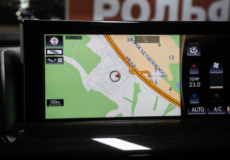 Подержанный автомобиль Lexus LX 2017 года (22 фото)