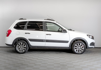 Подержанный автомобиль LADA (ВАЗ) Granta Wagon 2023 года (4 фото)