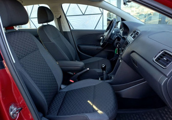 Подержанный автомобиль Volkswagen Polo Sedan 2018 года (21 фото)