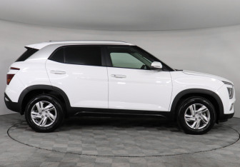 Подержанный автомобиль Hyundai Creta 2022 года (4 фото)