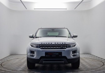 Подержанный автомобиль Land Rover Range Rover Evoque 2015 года (2 фото)