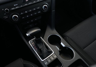 Подержанный автомобиль Kia Sportage 2020 года (17 фото)