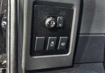 Подержанный автомобиль Nissan Qashqai 2012 года (17 фото)