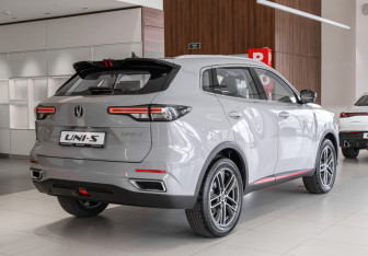 Новый Changan UNI-S 2024 (9 фото)