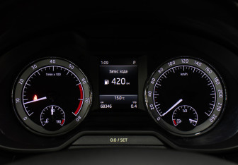 Подержанный автомобиль Skoda Octavia Liftback 2017 года (13 фото)