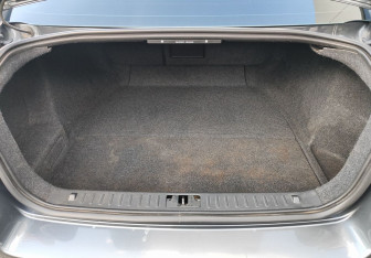 Подержанный автомобиль Volvo S80 2011 года (13 фото)