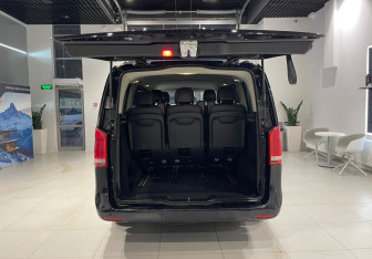 Подержанный автомобиль Mercedes-Benz Vito 2019 года (7 фото)