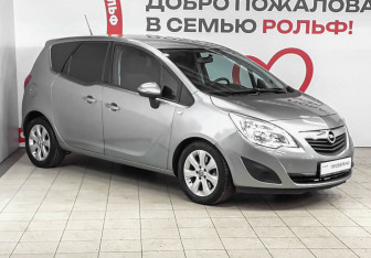 Подержанный автомобиль Opel Meriva 2012 года (3 фото)