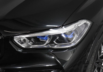 Подержанный автомобиль BMW X5 M 2021 года (22 фото)