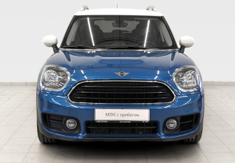 Подержанный автомобиль MINI Countryman 2020 года (2 фото)