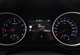 Подержанный автомобиль Kia Ceed Hatchback 2018 года (9 фото)