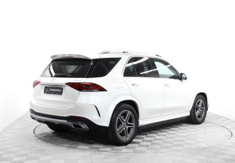 Подержанный автомобиль Mercedes-Benz GLE 2019 года (5 фото)