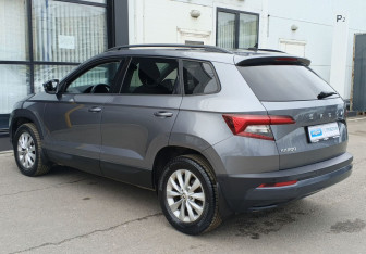 Подержанный автомобиль Skoda Karoq 2020 года (7 фото)