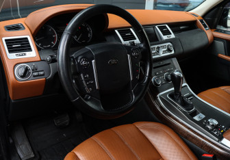 Подержанный автомобиль Land Rover Range Rover Sport 2011 года (13 фото)