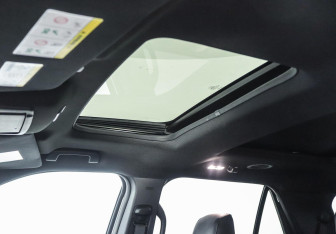 Подержанный автомобиль Ford Explorer 2019 года (15 фото)