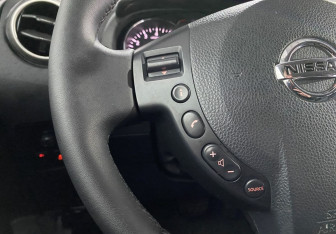 Подержанный автомобиль Nissan Qashqai 2013 года (15 фото)