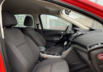 Подержанный автомобиль Ford Kuga 2014 года (20 фото)