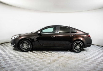 Подержанный автомобиль Opel Insignia Liftback 2013 года (8 фото)