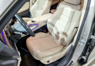 Подержанный автомобиль Mercedes-Benz GLE 2019 года (20 фото)
